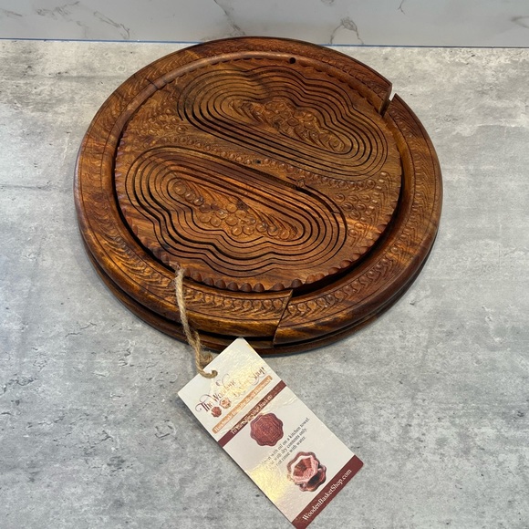 Wooden Collapsible Carved Basket/Trivet Two Compartments Rosewood NEW - Picture 3 of 14